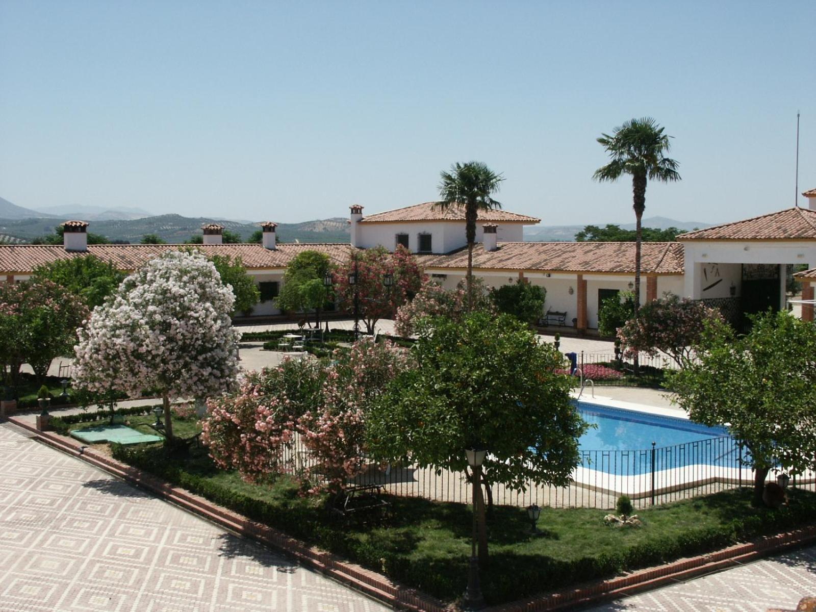 Cortijo De Frias Apartment Cabra Bagian luar foto